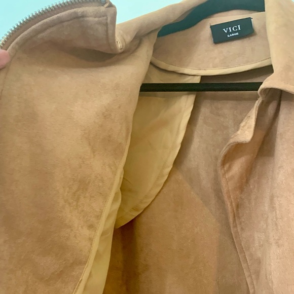 Vici Suede Moto Jacket in Large - Picture 8 of 11